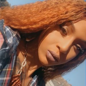 Meet your Posher, Nyeshia